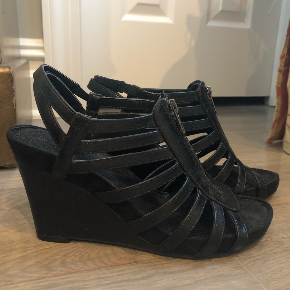 Strap Wedge Sandals